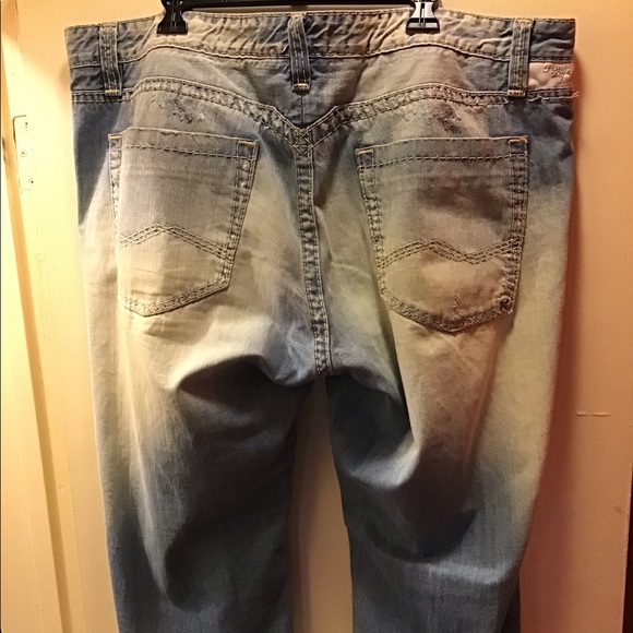 Jeans - Picture 2 of 3